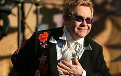 Элтон Джон. Фото с сайта eltonjohn.com